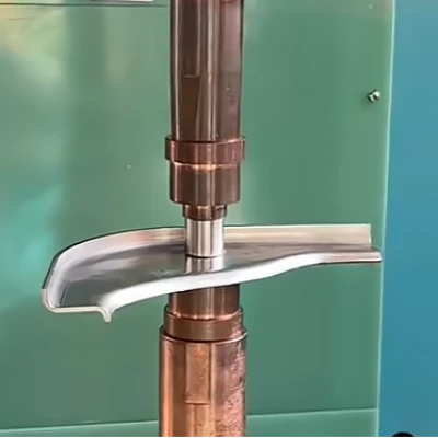 3 3