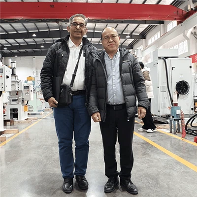 Indian Client Visits HAIFEI For Aluminum Diffusion Welder Evaluation